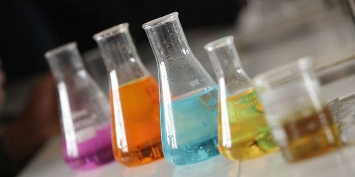 normativa-empresas-riesgos-agentes-toxicos